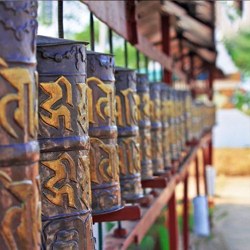 The design of Bodh Gaya is characterized by its symmetry and detailed carvings, which are integral to its role as a major pilgrimage site; Image credits: Pinterest